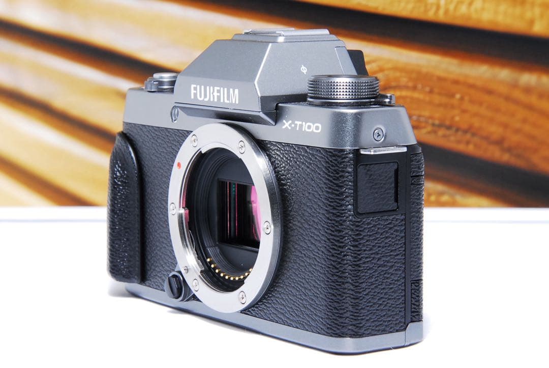 【動作確認済】FUJIFILM X-T100 ミラーレスカメラ　Wi-Fi