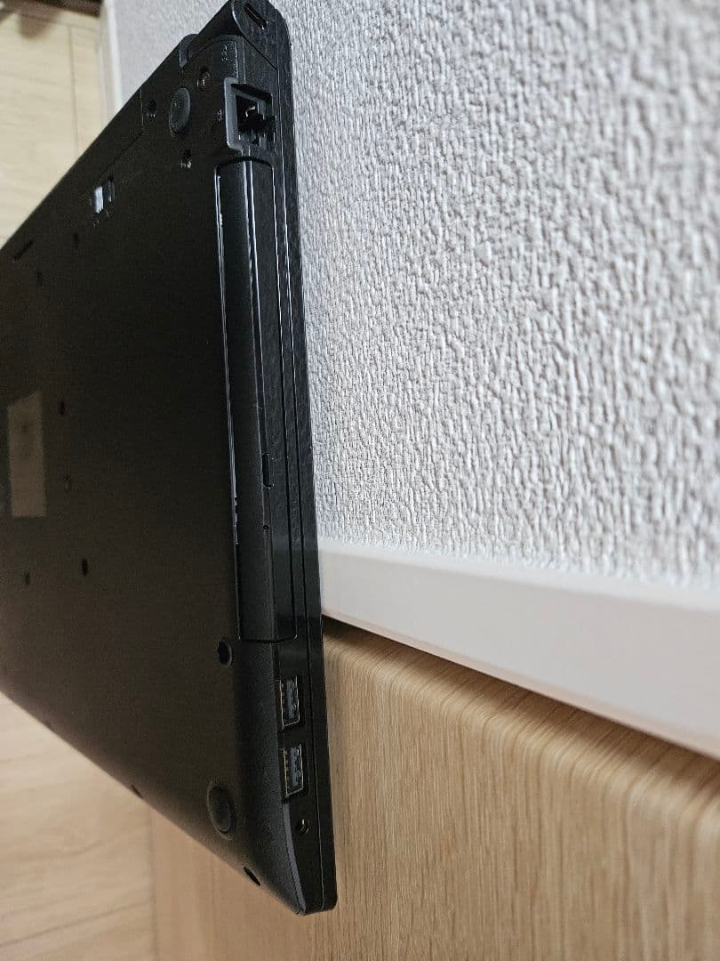 東芝 ノートパソコン B65　PC 15.6インチ TOSHIBA