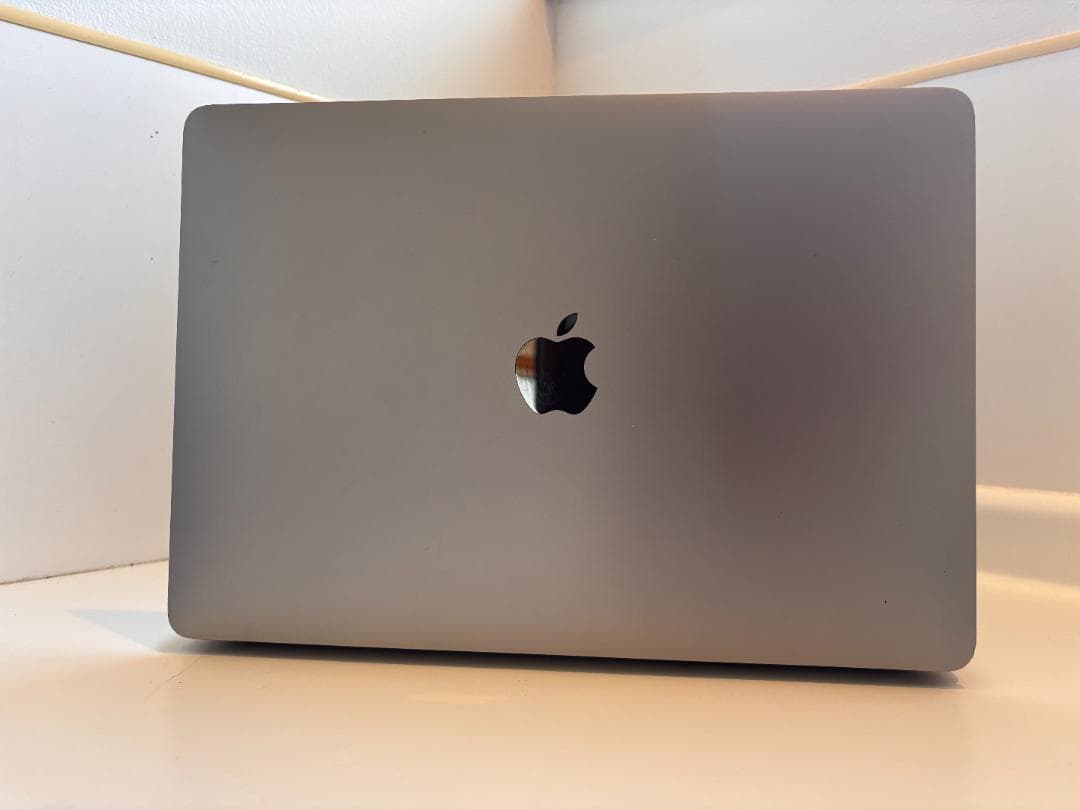 【値下げ中】M1 Macbook Air 2020 メモリ16GB SSD1TB
