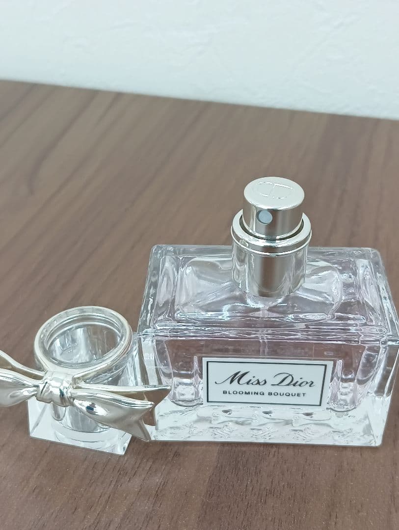 Miss Dior Blooming Bouquet 30ml　オードゥトワレ