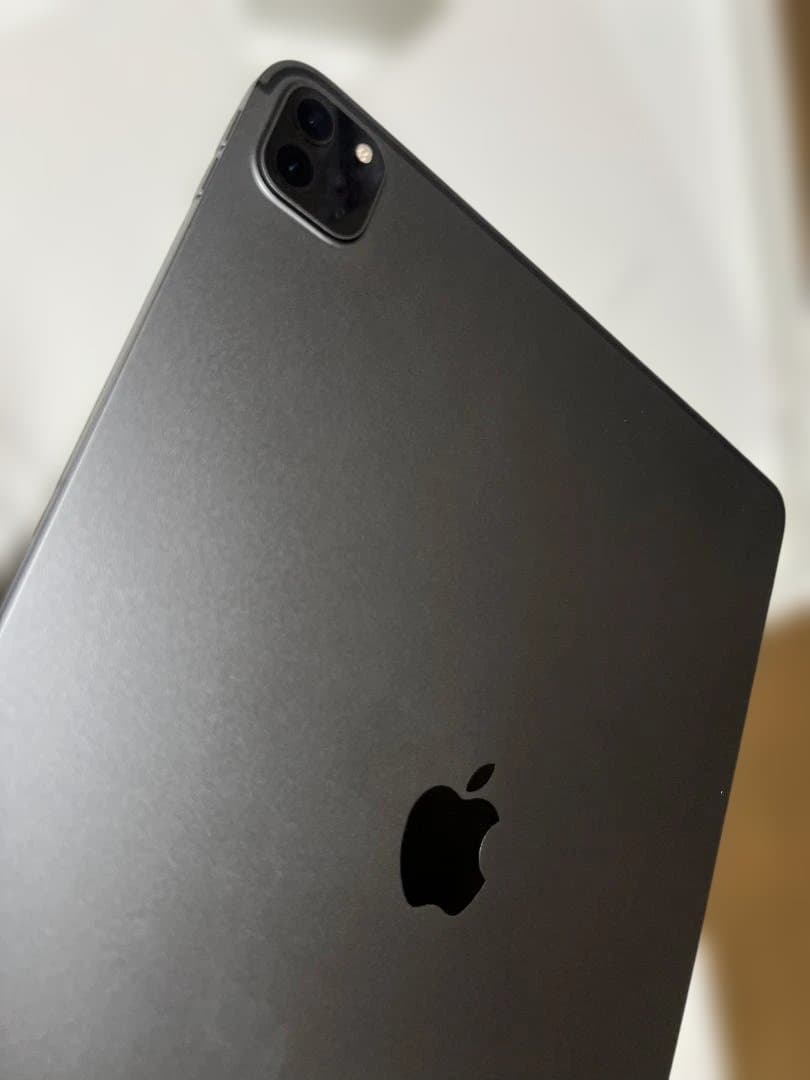 i*k様 iPad Pro 第4世代 12.9インチ 512GB docomo