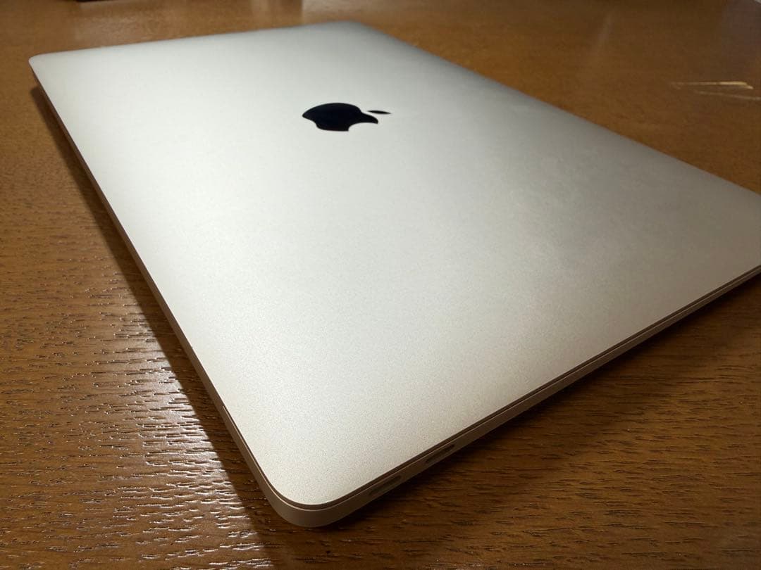 美品MacBook Air2020Core i5/8GB/512GBシルバー