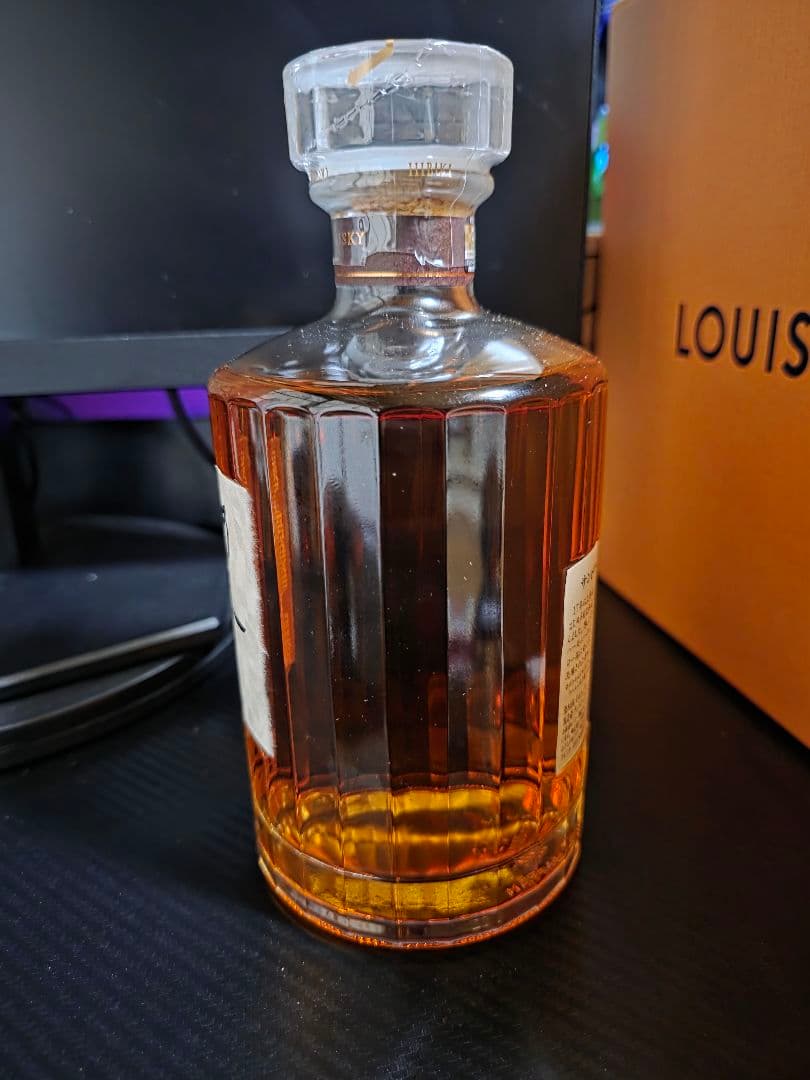 【希少】響17年ウイスキー 700ml　古酒　ヴィンテージ
