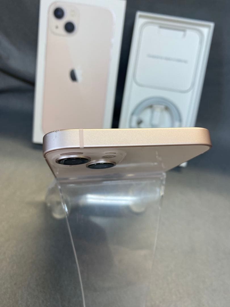 美品　国内版　SIMフリー　iPhone13 128Gピンク色