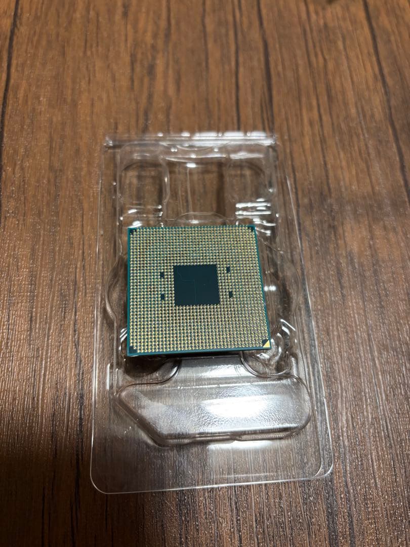 AMD Ryzen 5 4500 CPU 本体