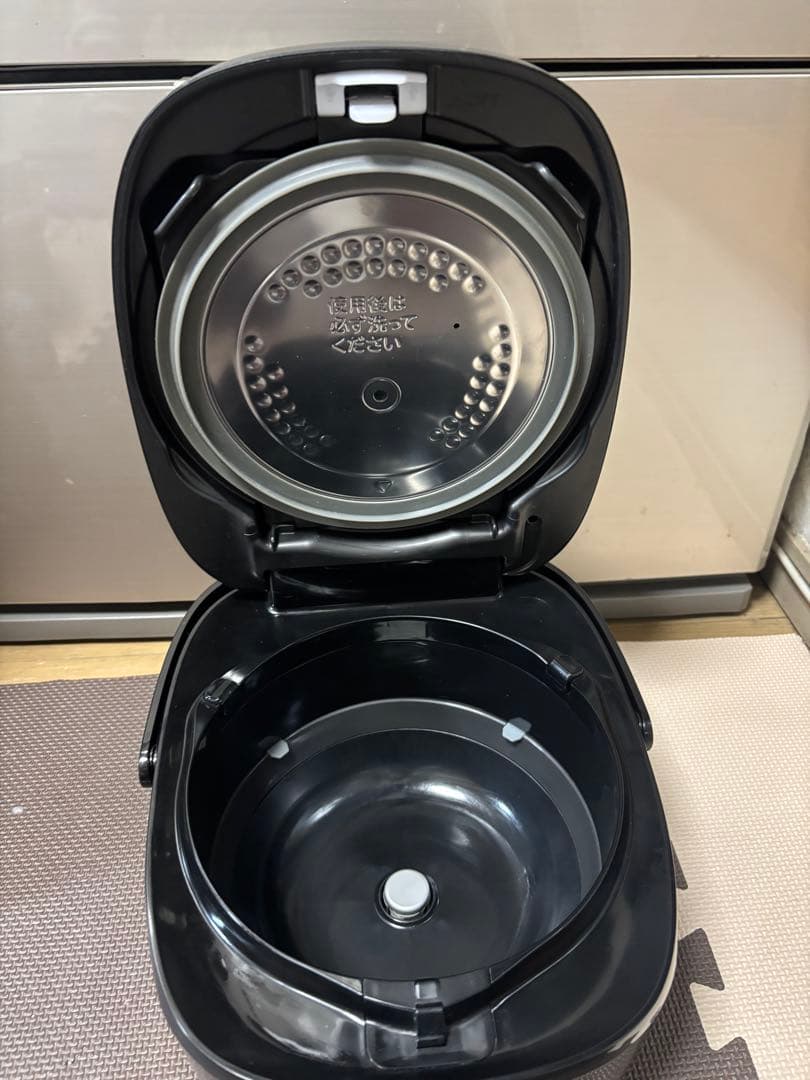 TOSHIBA 真空圧力IHジャー炊飯器 RC-10VRV-K-2023年製