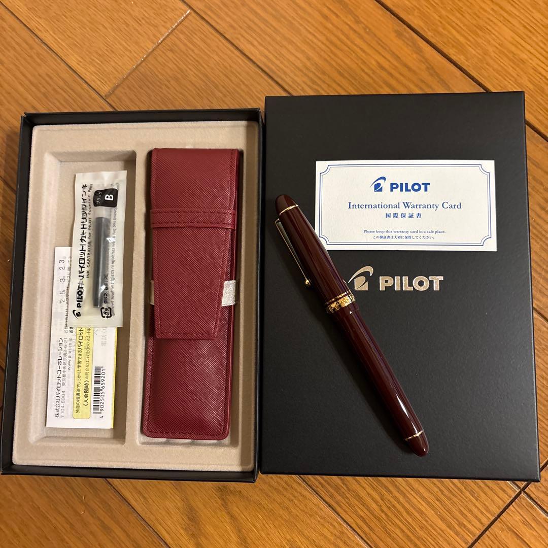 PILOT 万年筆 ダークレッド Bペン先