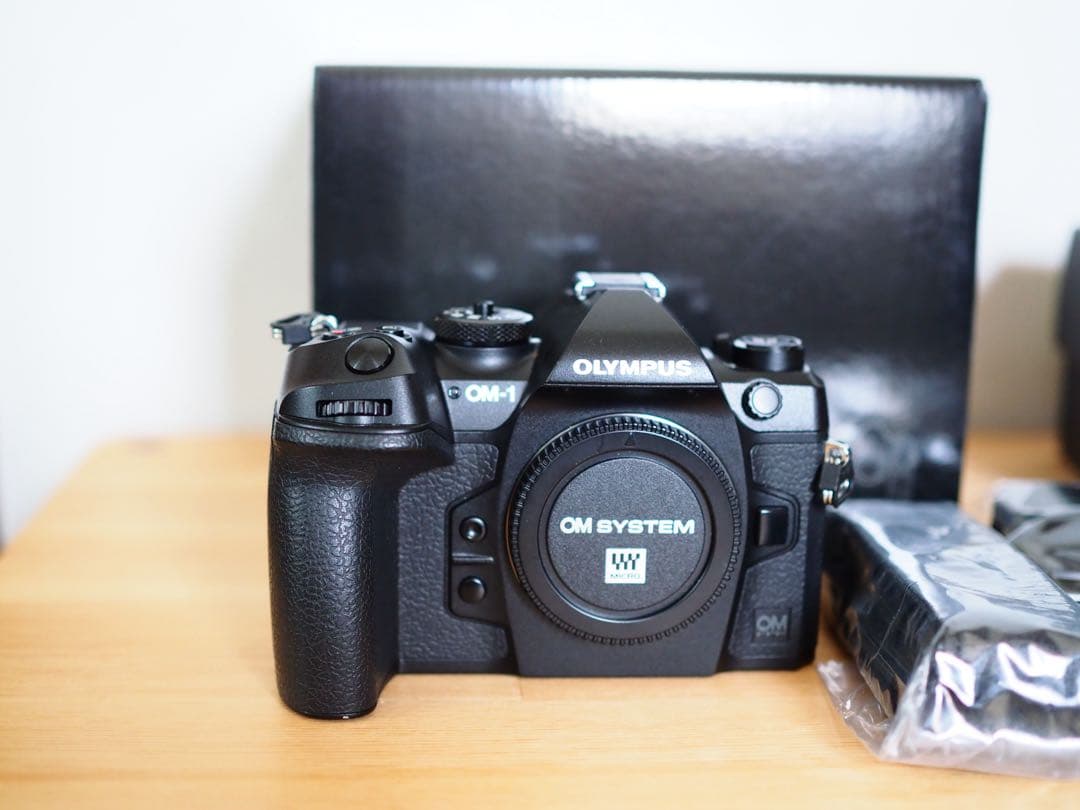OM-1 デジタルカメラ　OM SYSTEM OLMPUS