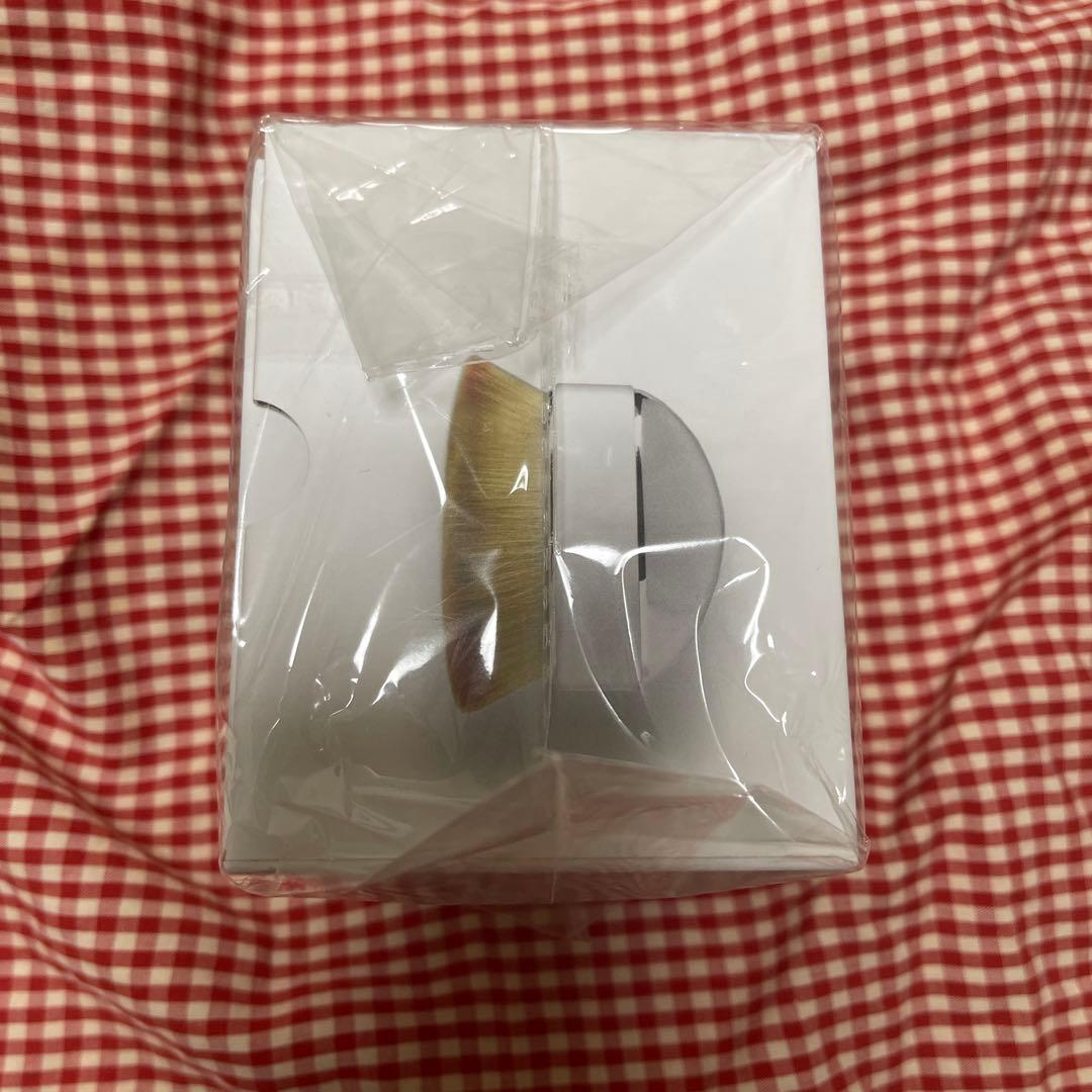 新品・未開封★携帯に便利★ Artis メイクブラシアーティスパームブラシミニ